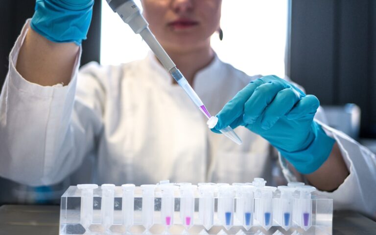 Laboratory research setting for Retatrutide and Tirzepatide comparison article